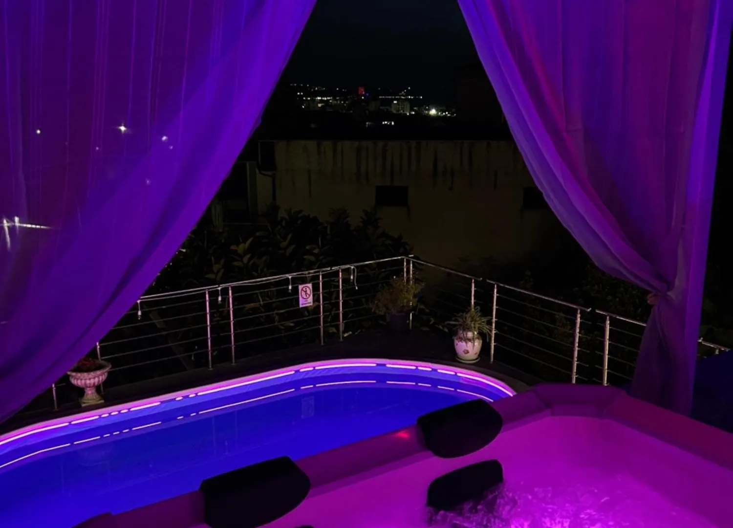 Townhouse Piraino Bed & Breakfast Brolo